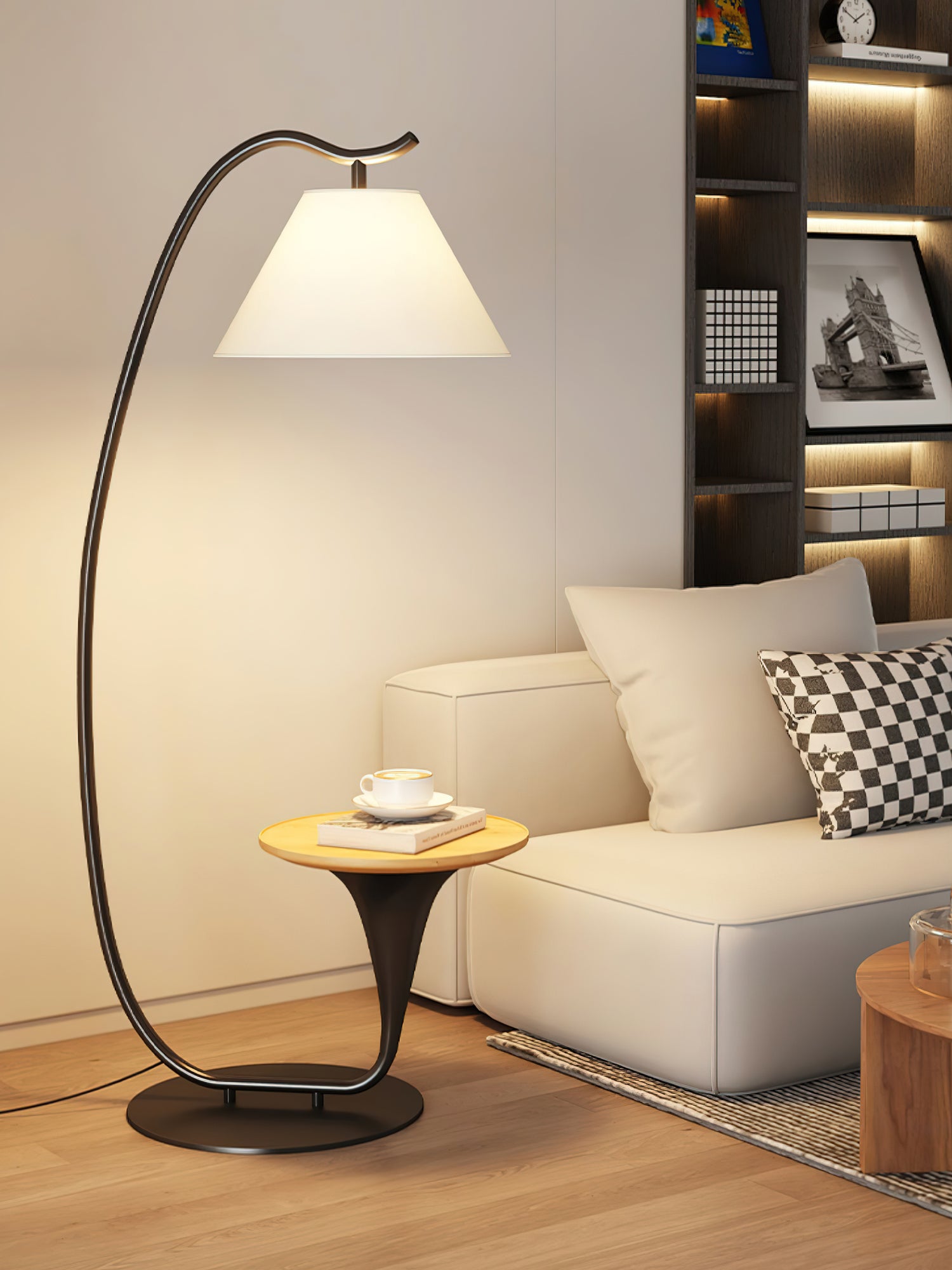 Curvature Floor Lamp - Cueteks