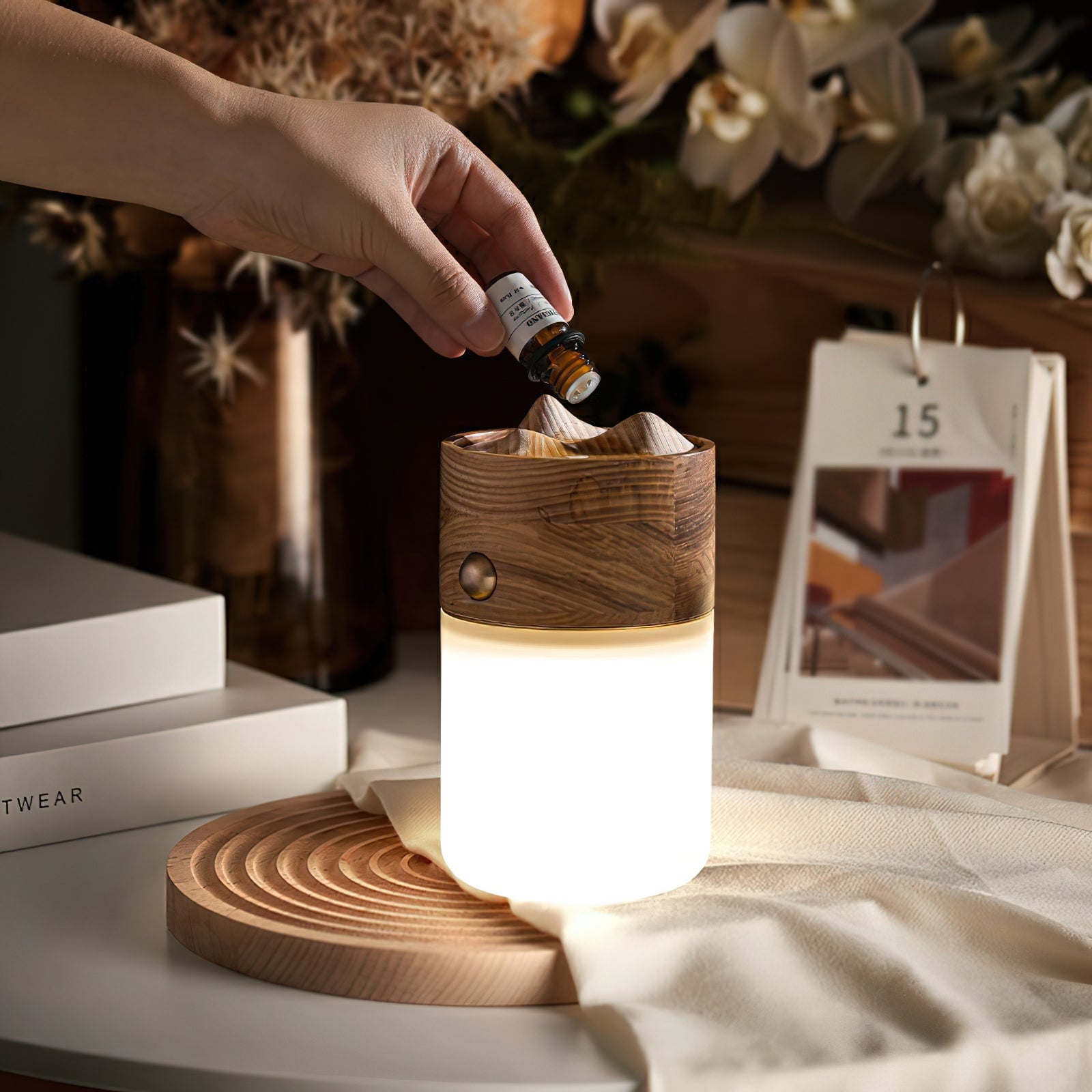 Nomad Lantern Table Lamp - Cueteks