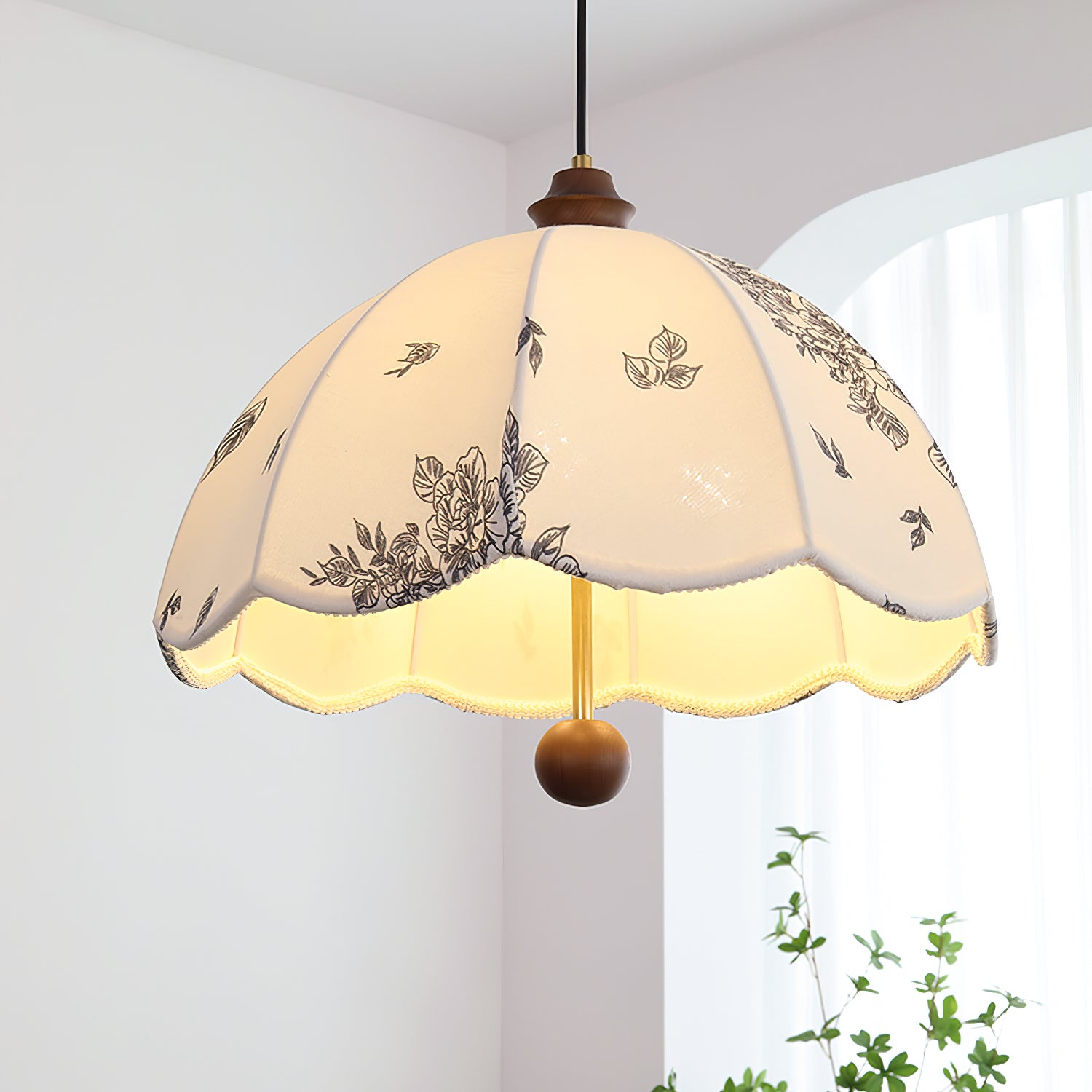 Petal Whisper Pendant Lamp - Cueteks