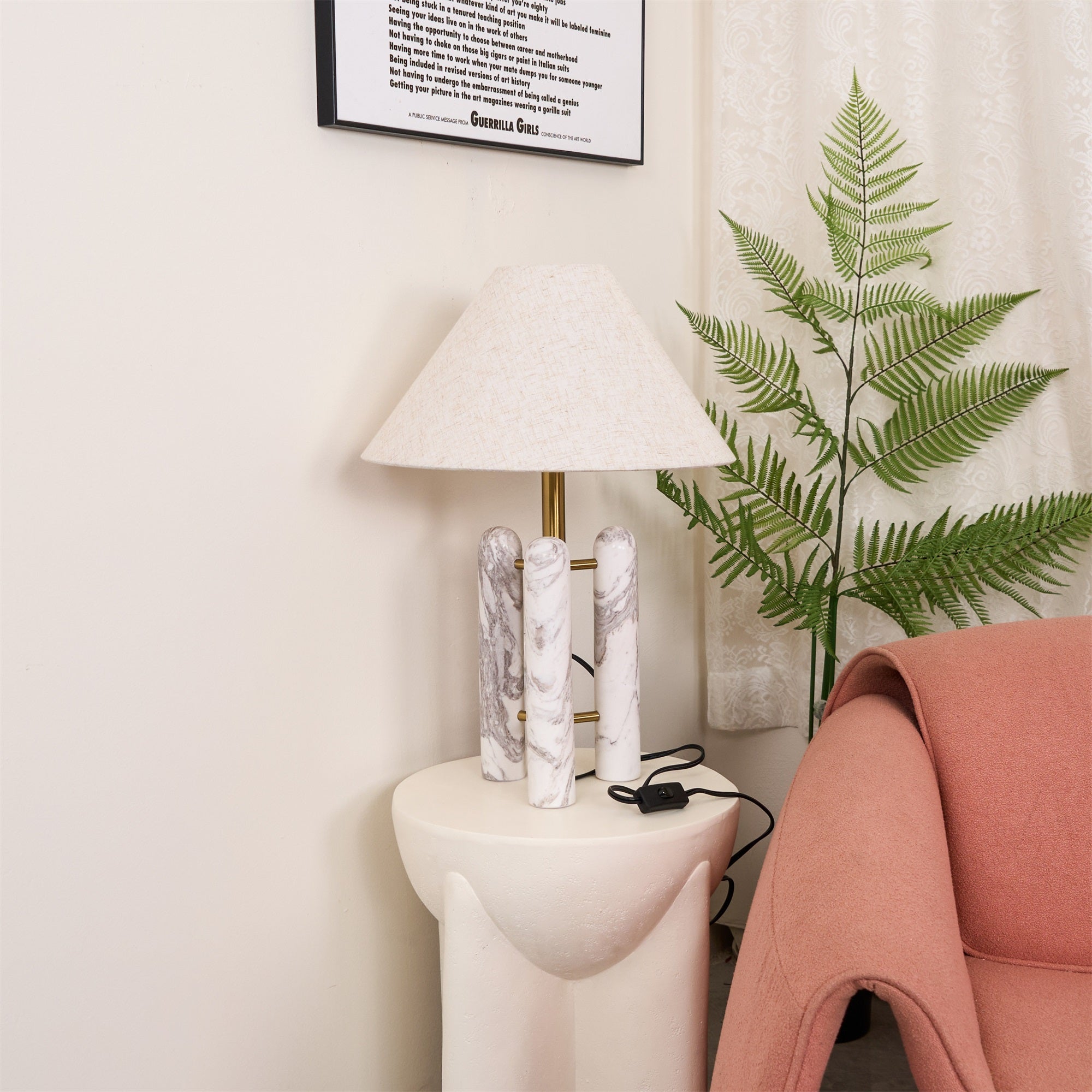 Lloyd Table Lamp - Cueteks