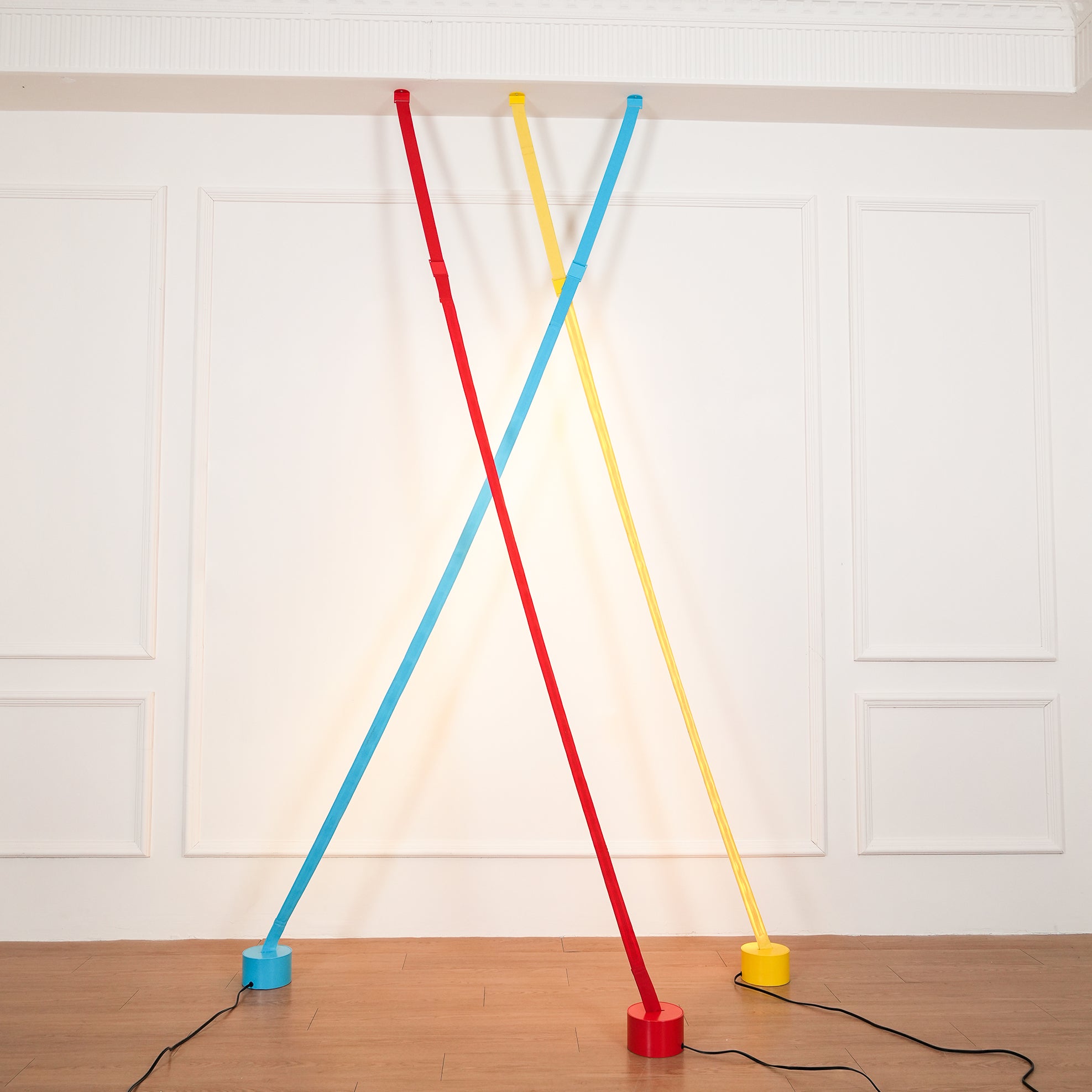 Elastica Arbitrary Floor Lamp - Cueteks