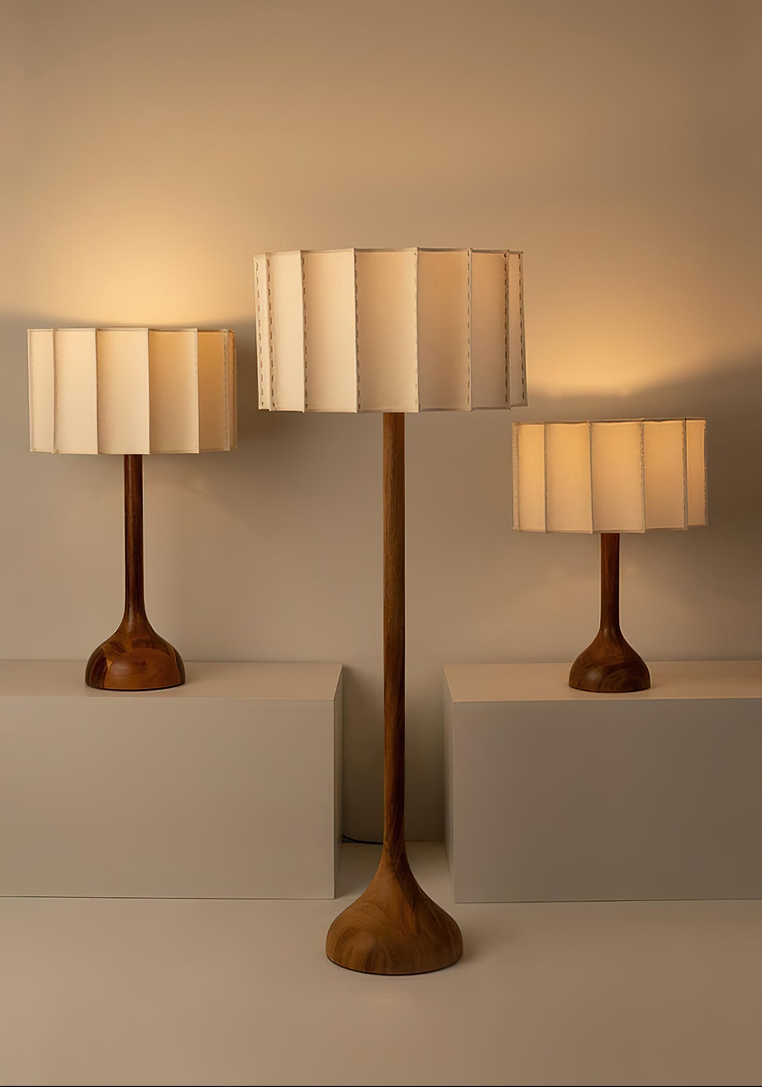 Hakka Floor Lamp - Cueteks