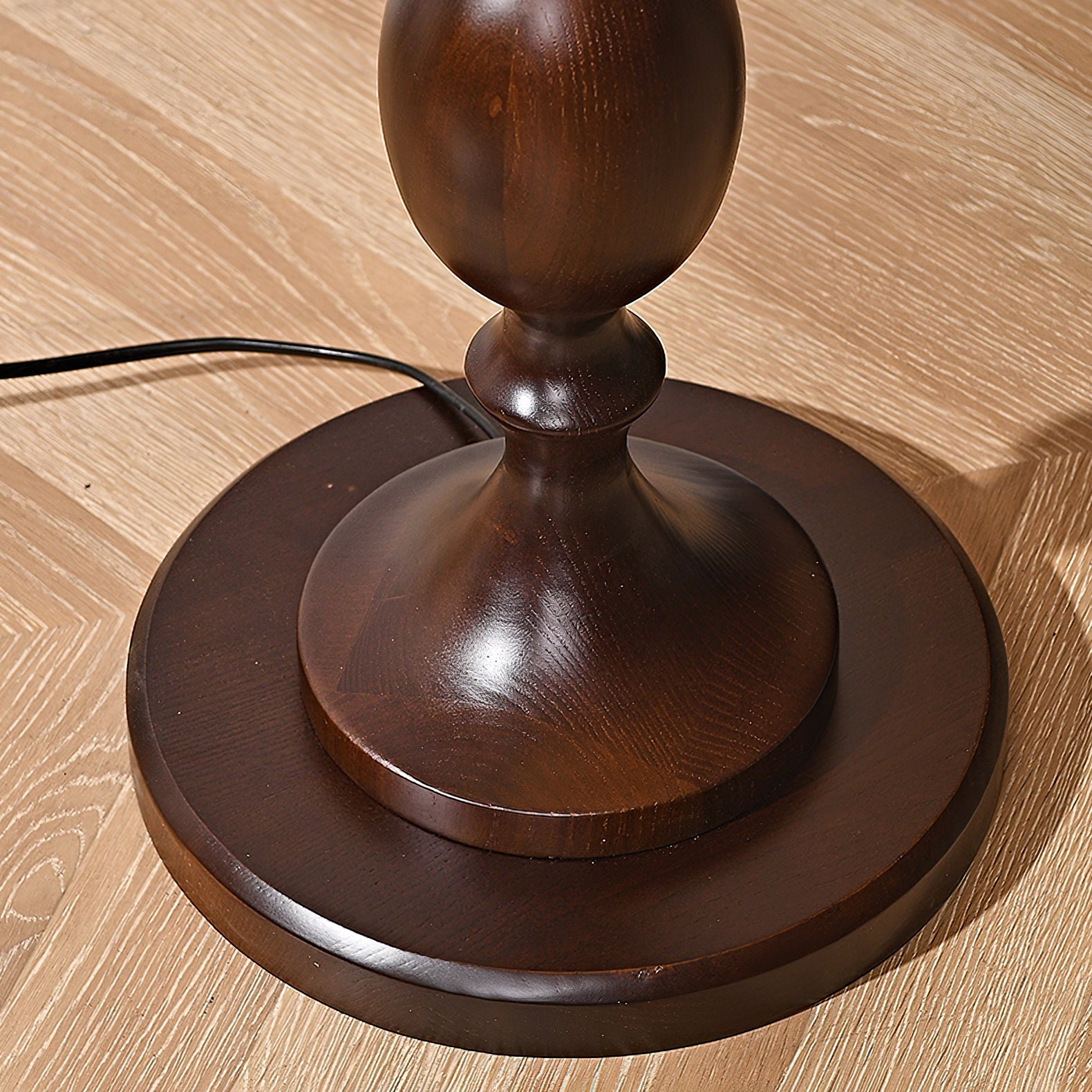Windsor Vintage Floor Lamp - Cueteks