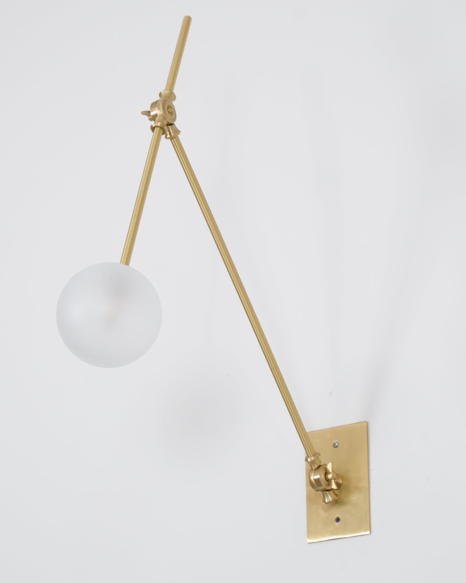 Auguri Wall Lamp - Cueteks
