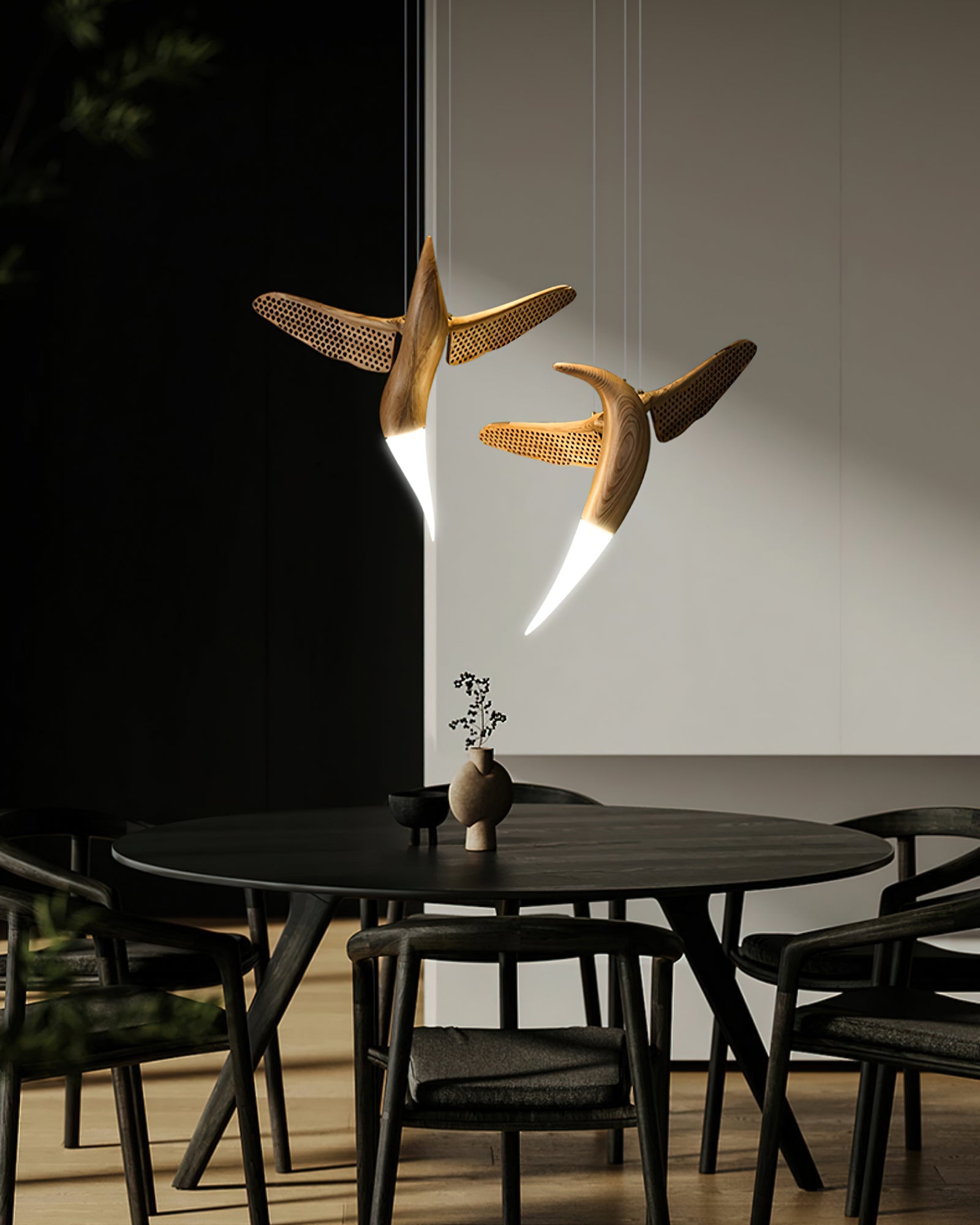 Dancer Chandelier - Cueteks