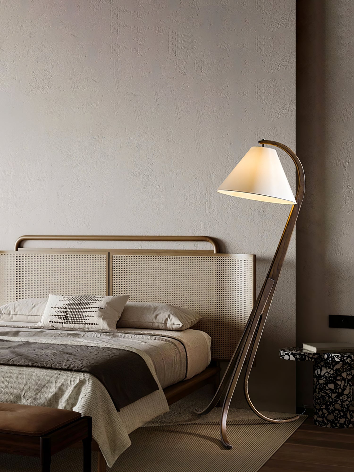 Arcwood Floor Lamp - Cueteks