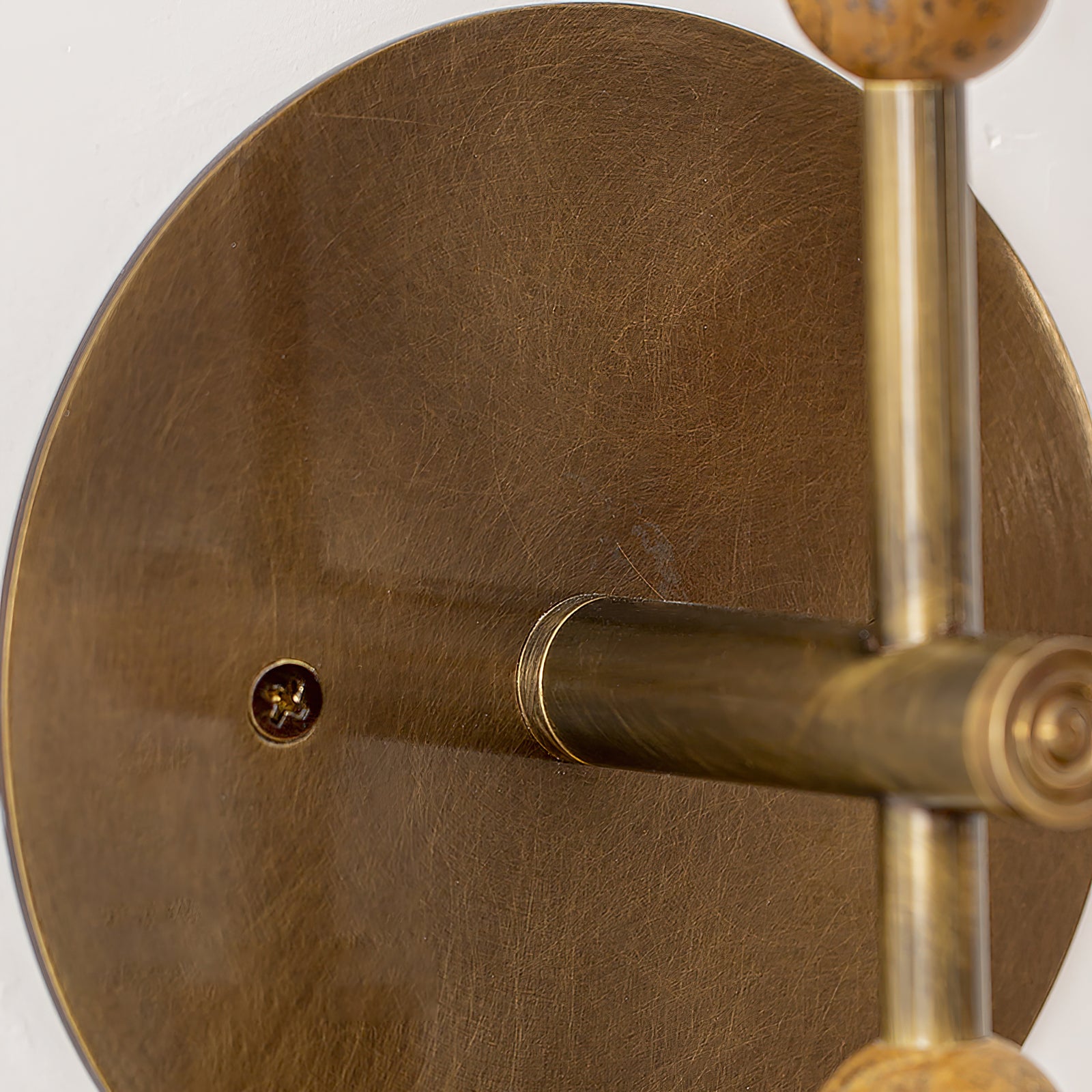 Toam Wall Lamp - Cueteks
