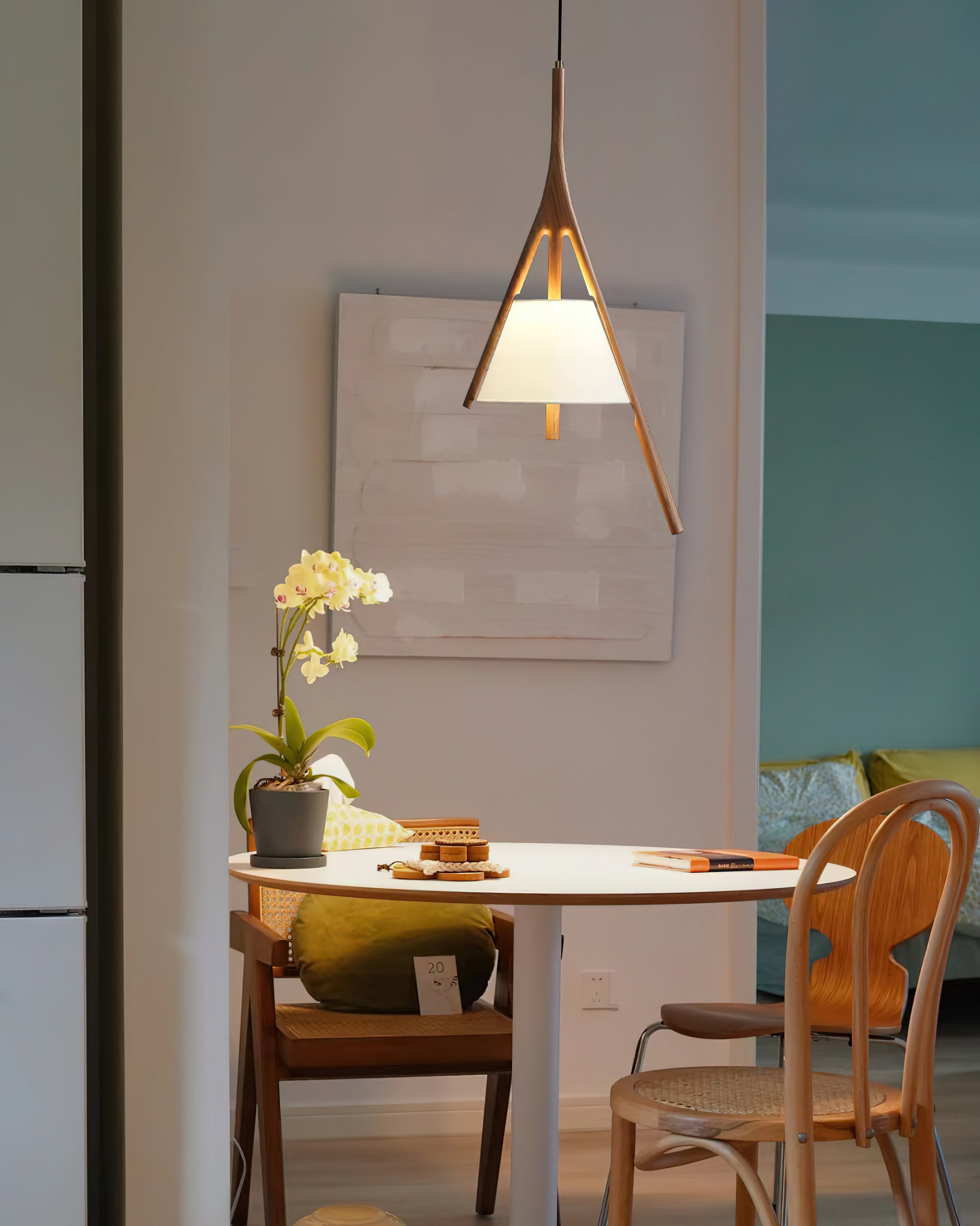 Nanzhi Wood Pendant Lamp - Cueteks