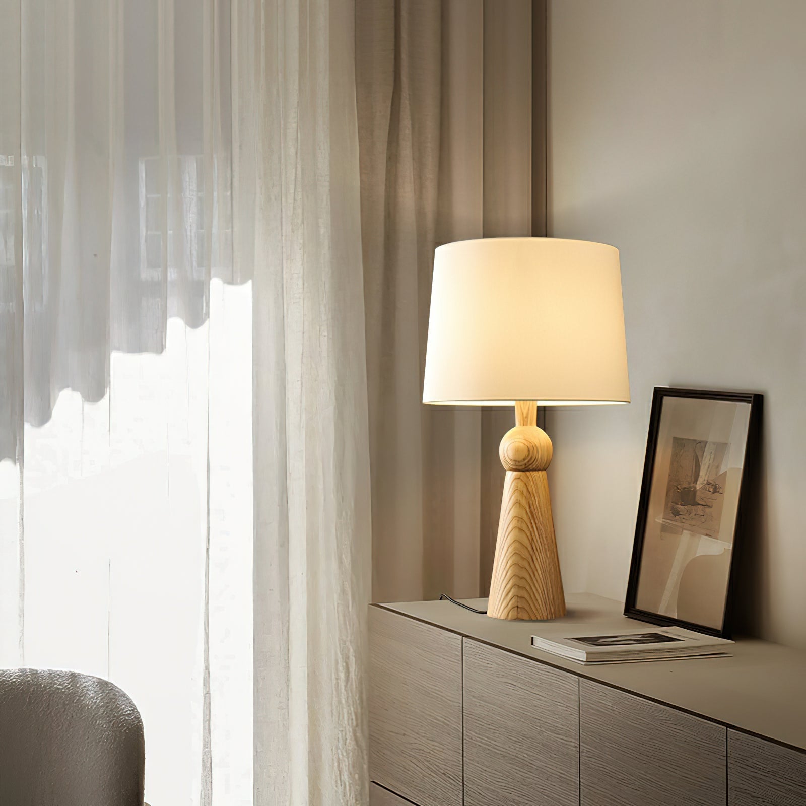 Bella Table Lamp - Cueteks