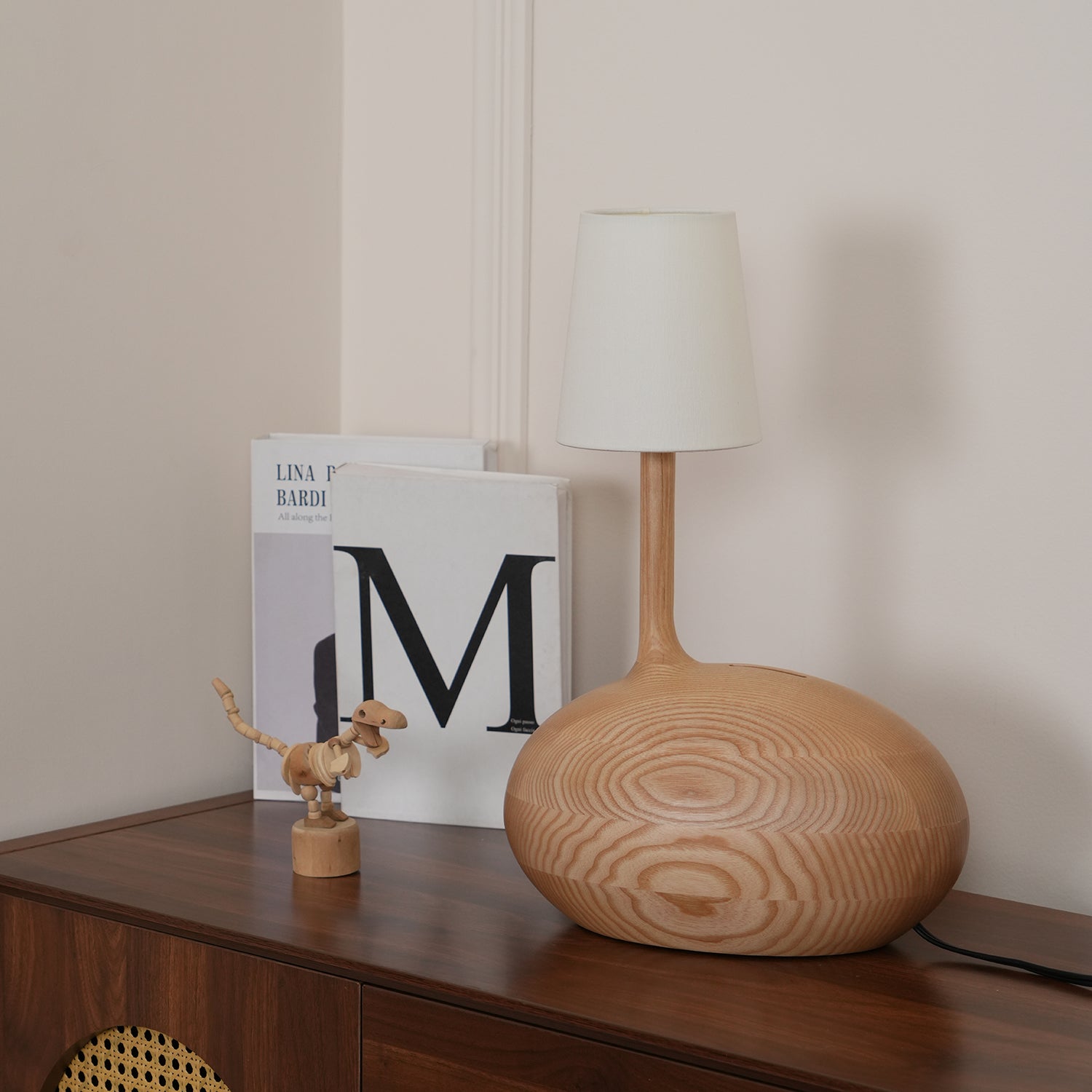 Snail Table Lamp - Cueteks
