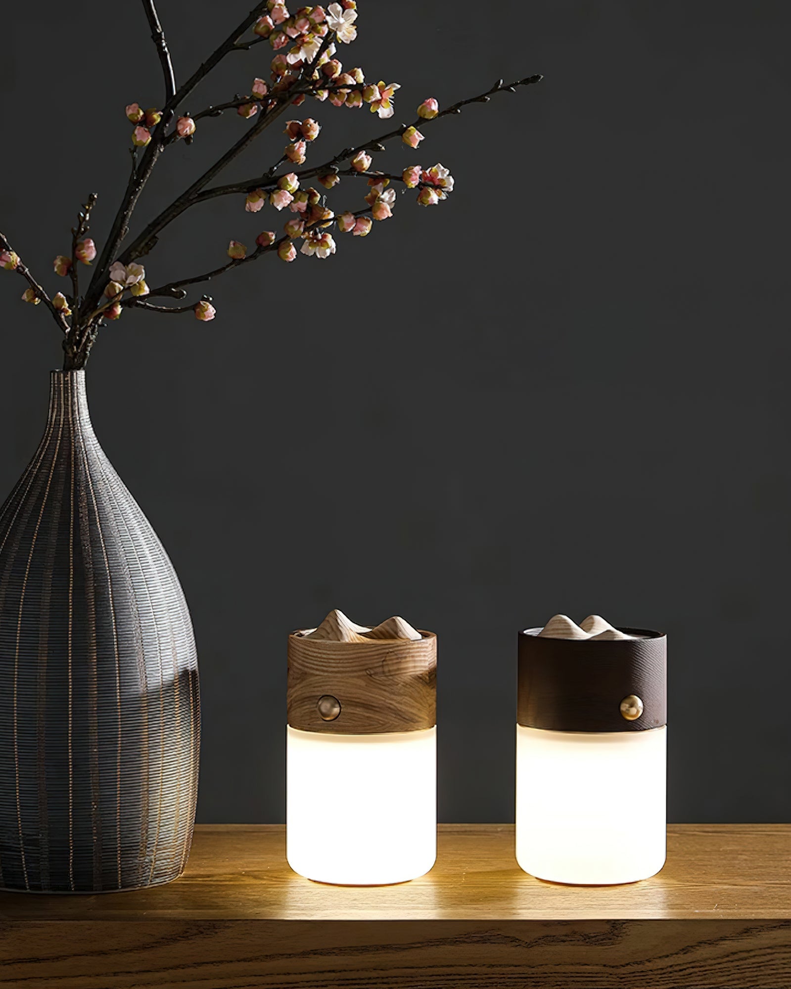Nomad Lantern Table Lamp - Cueteks