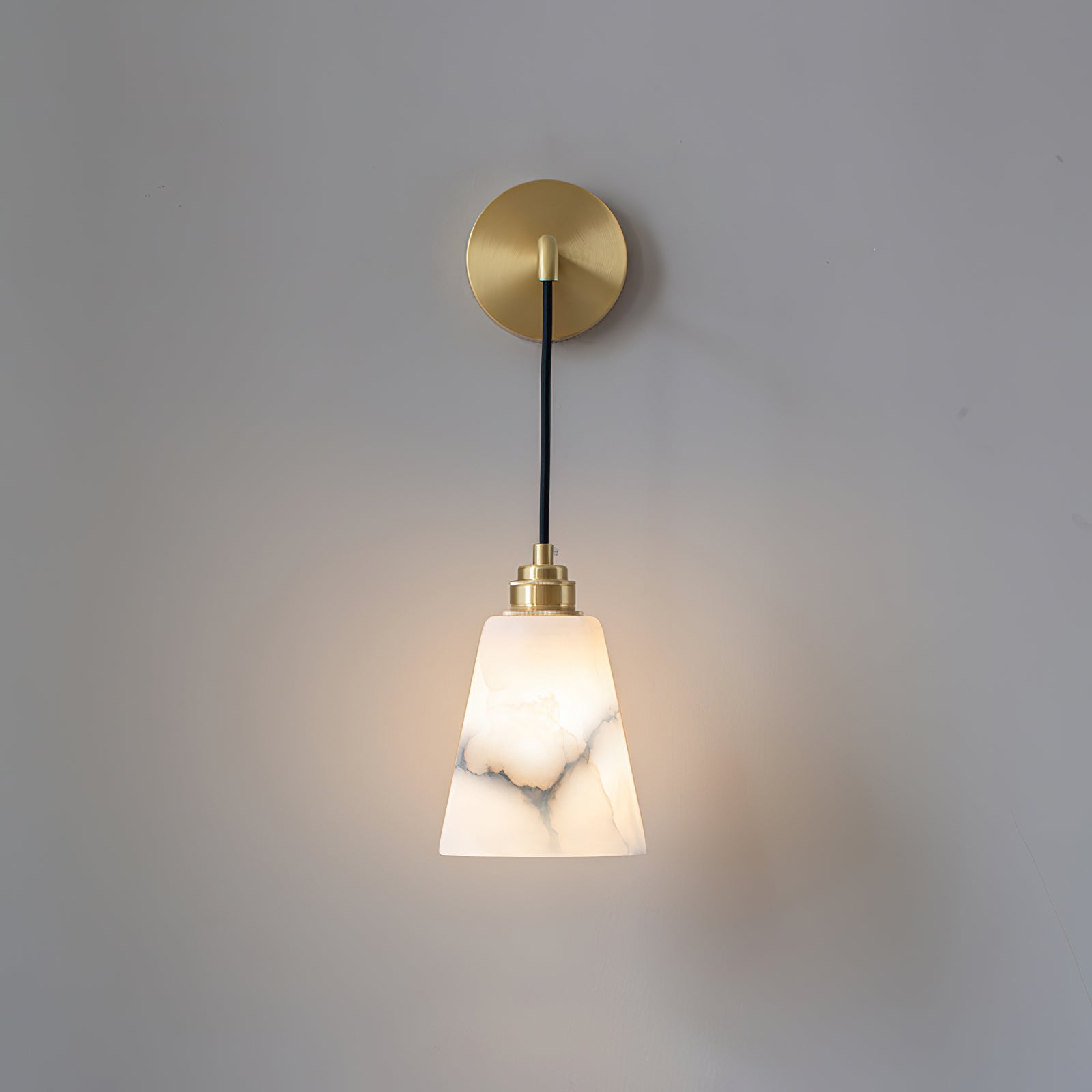 Droplet Alabaster Wall Lamp - Cueteks