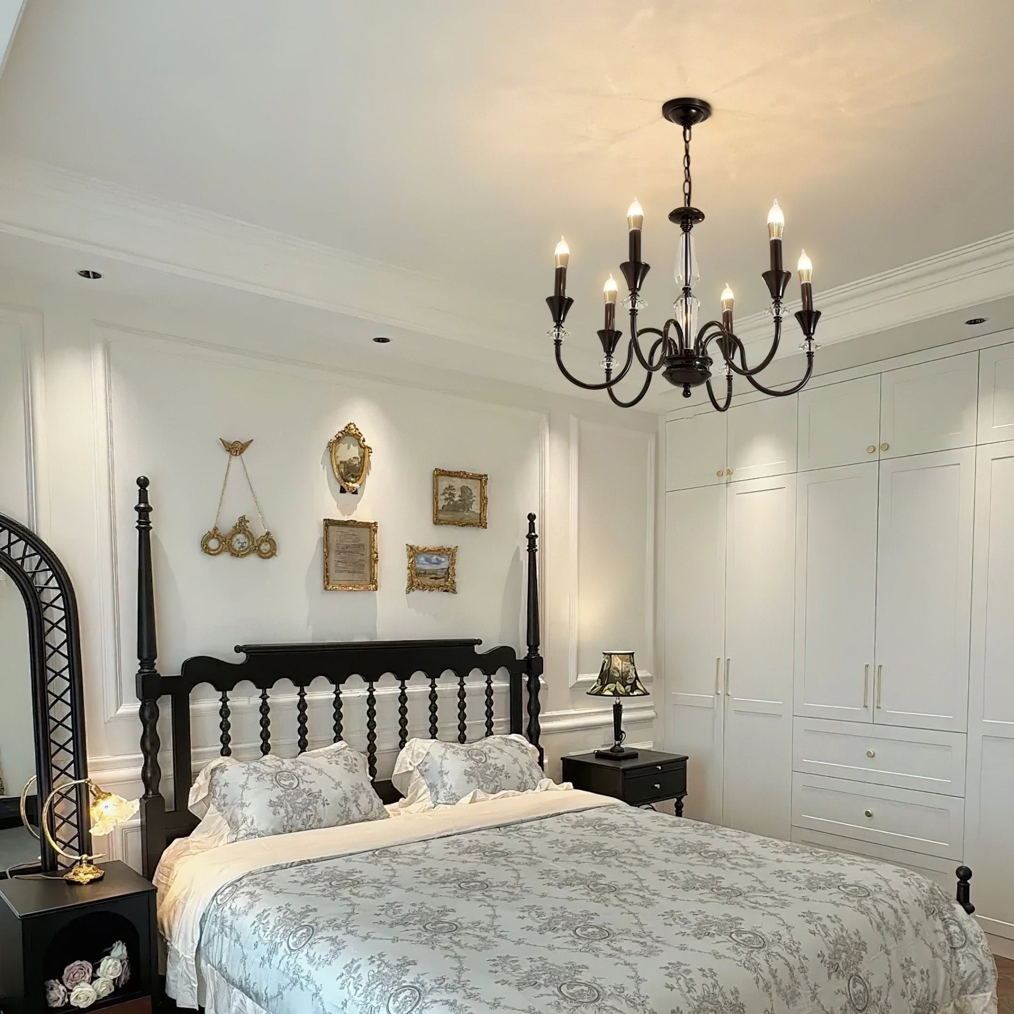 Noir Candelabra Chandelier - Cueteks