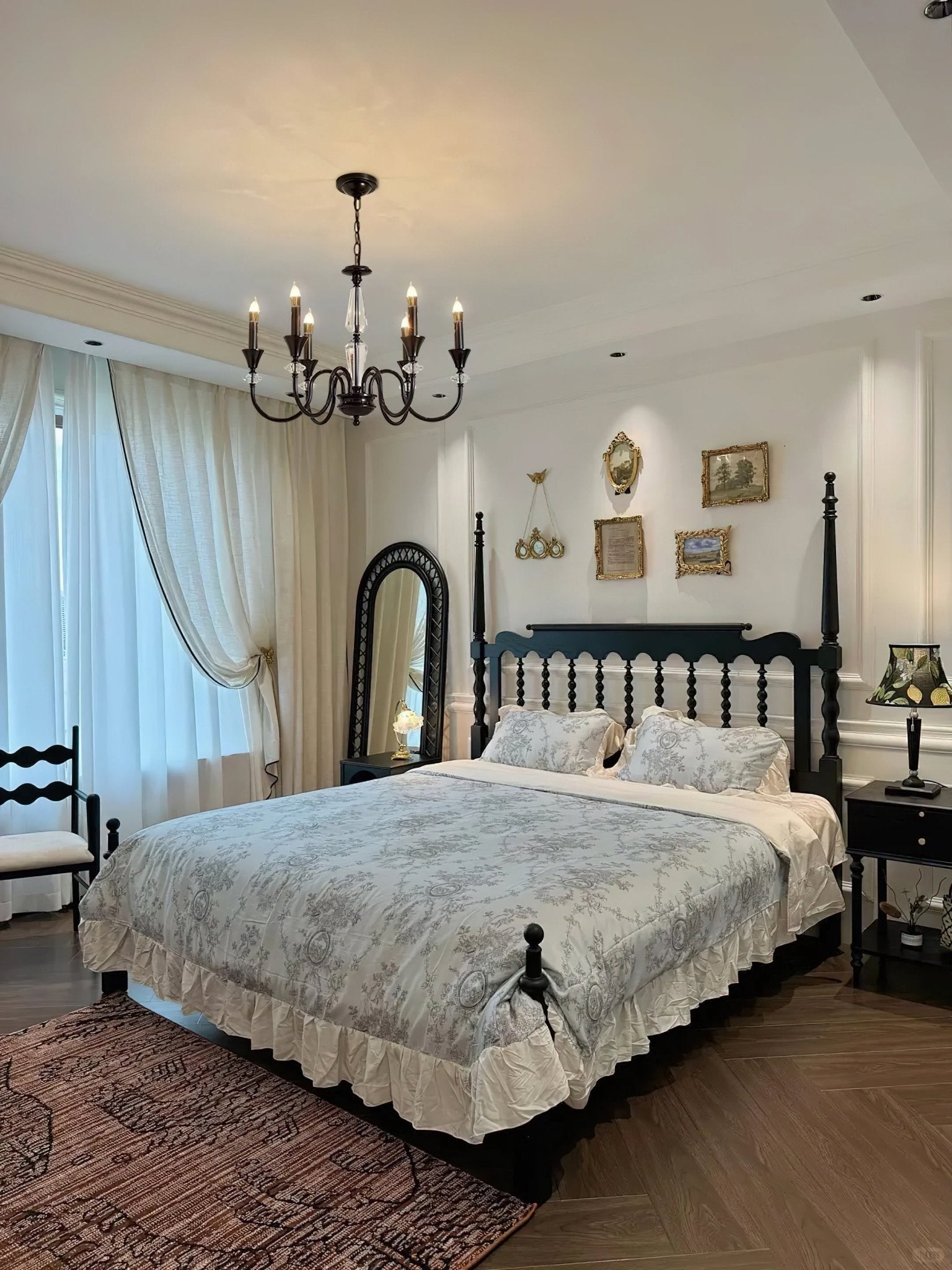 Noir Candelabra Chandelier - Cueteks