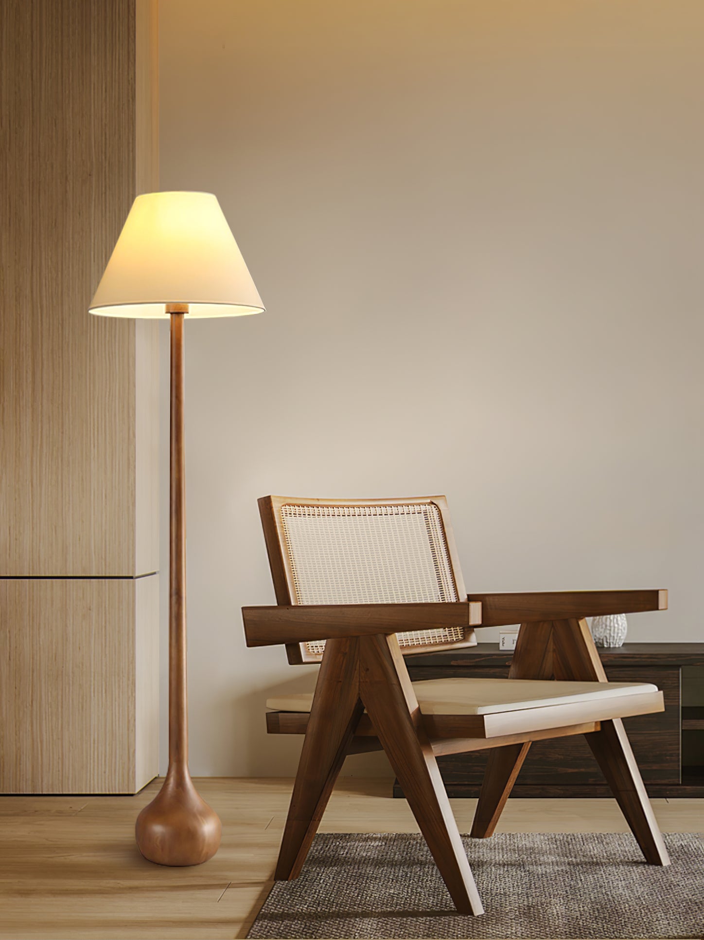 Final Strike Floor Lamp - Cueteks