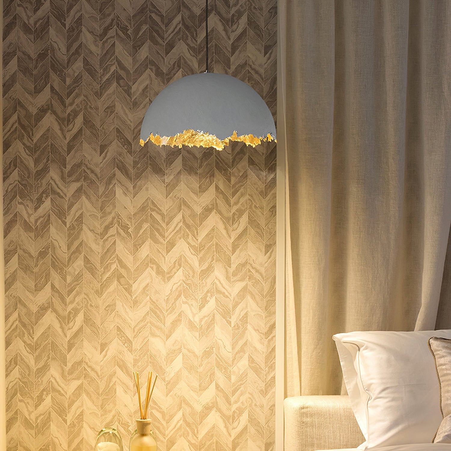 Postkrisi Pendant Light - Cueteks