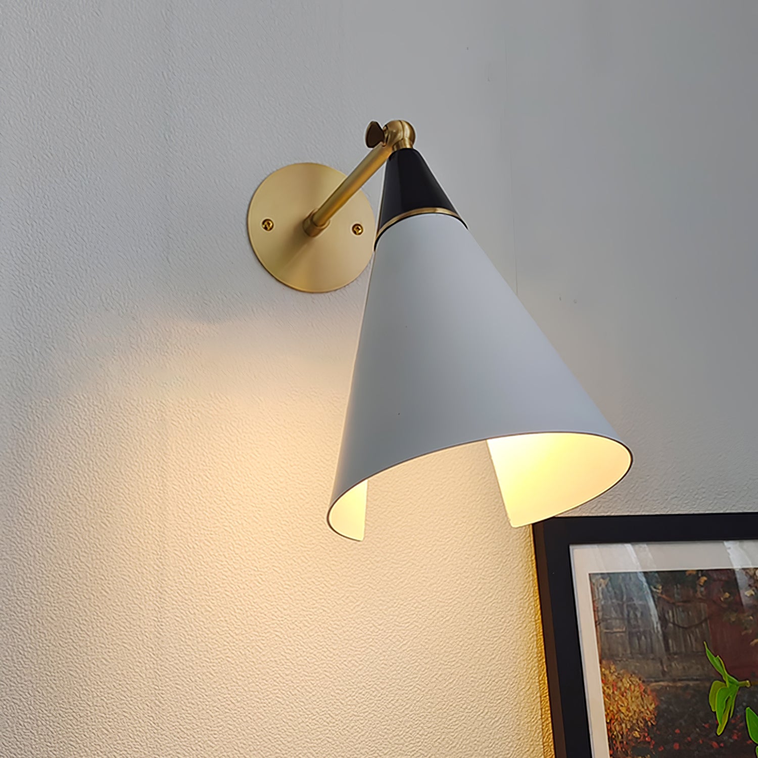 Petite Magari Wall Lamp - Cueteks