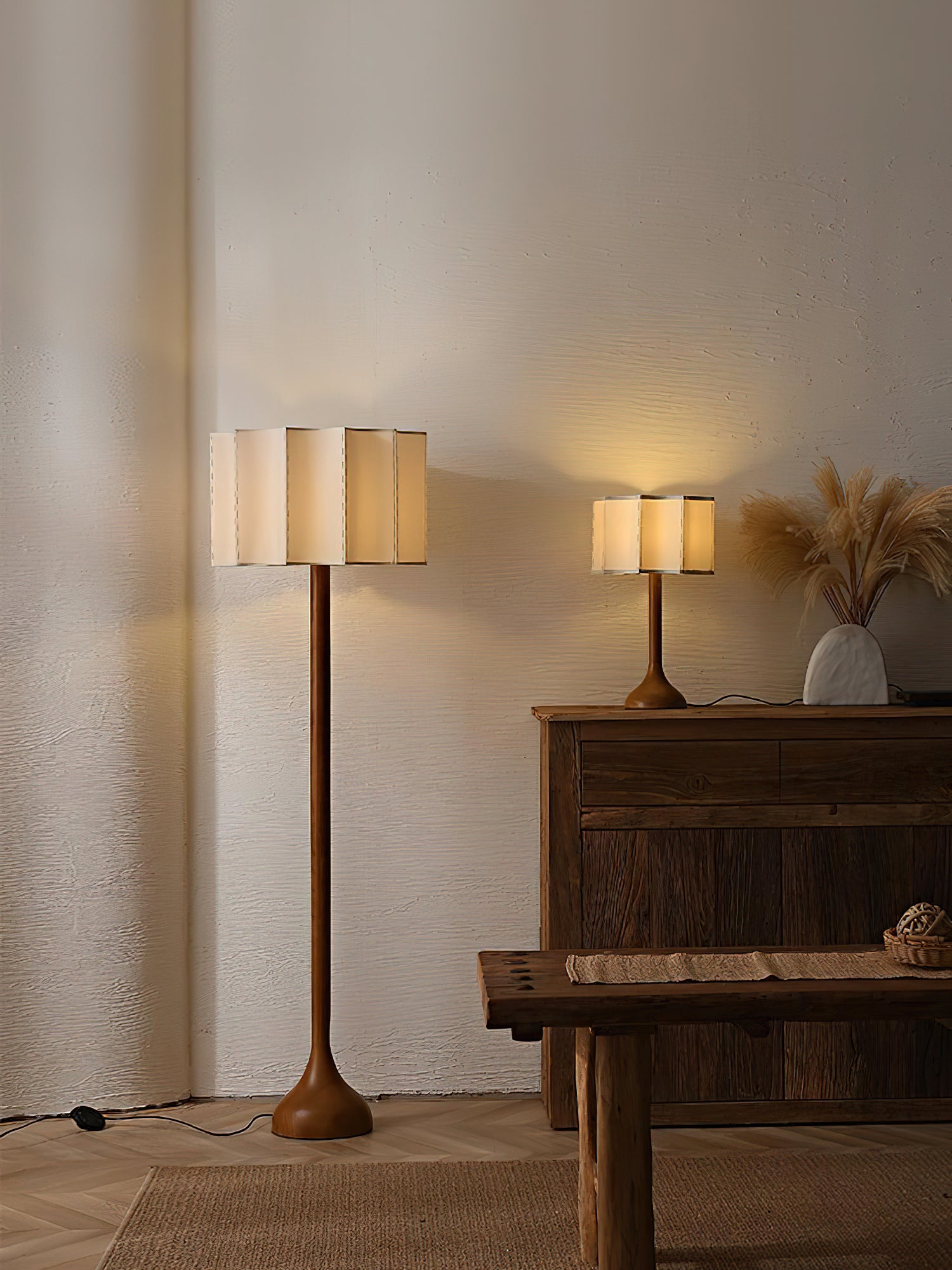 Hakka Table Lamp - Cueteks
