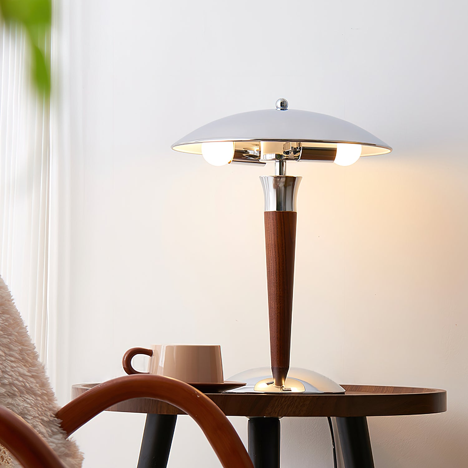 Helmet Table Lamp - Cueteks