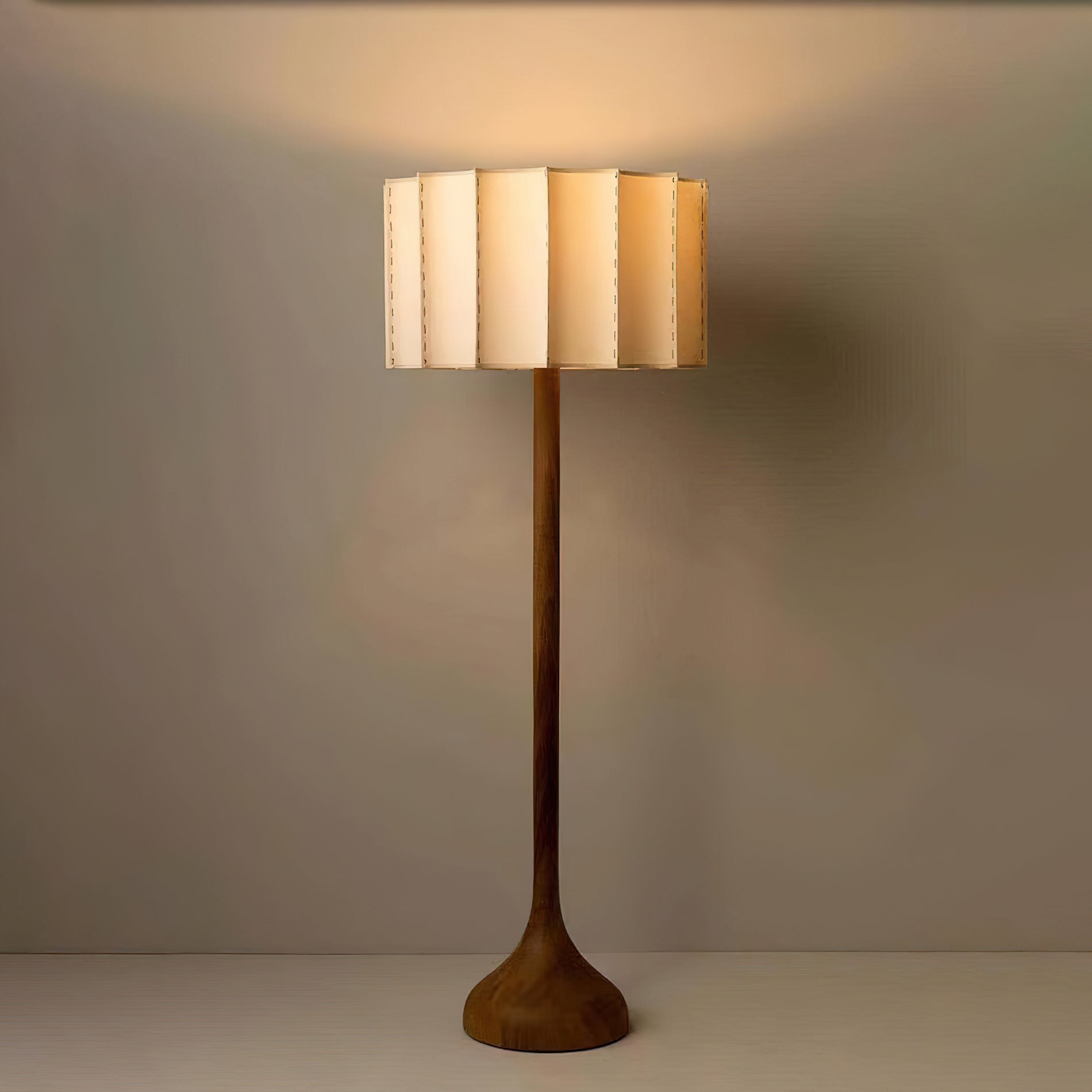 Hakka Floor Lamp - Cueteks