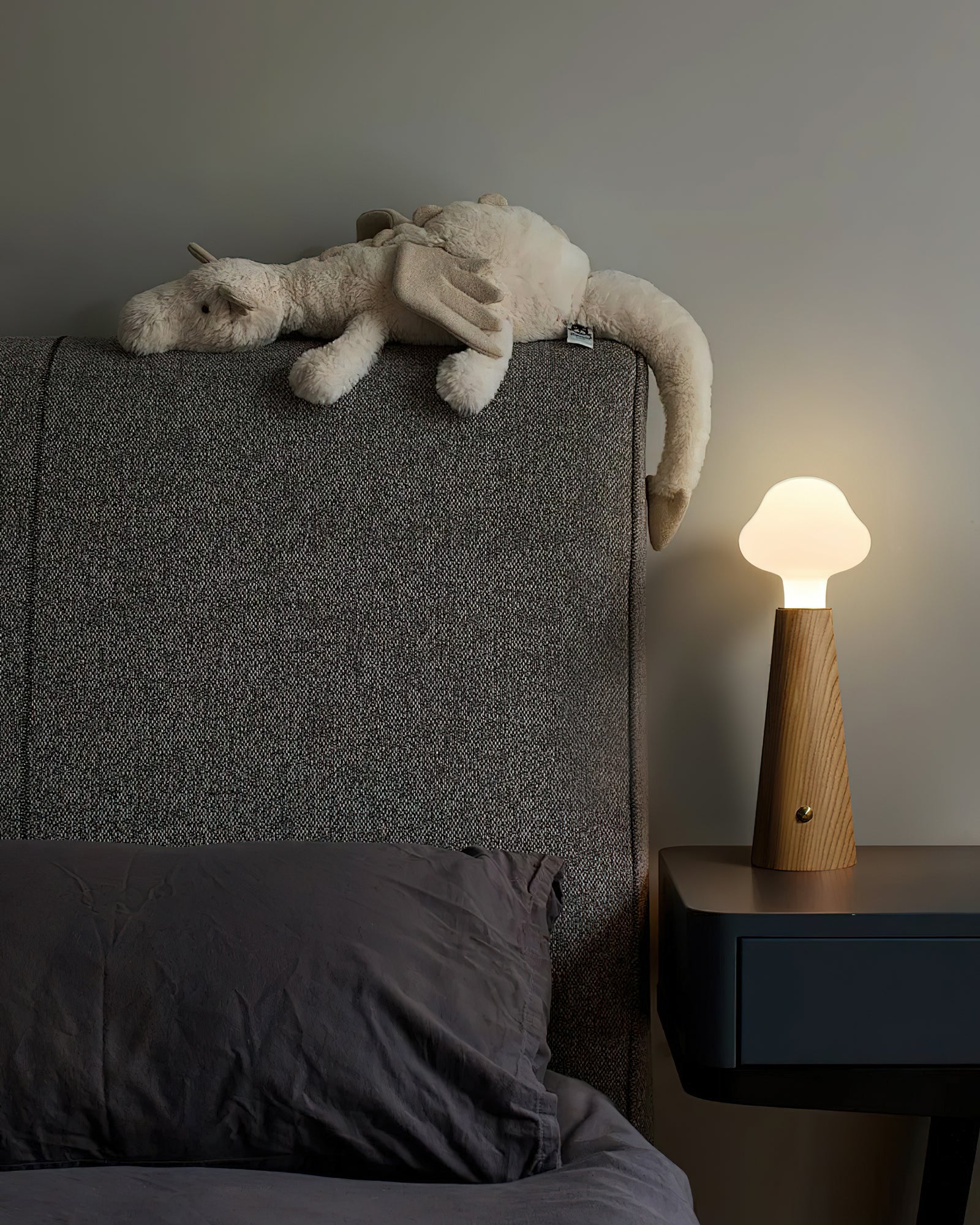 Cloudlet Table Lamp - Cueteks