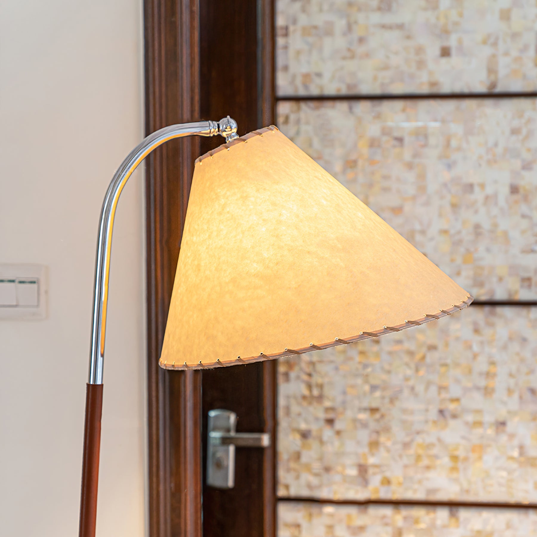 Tripod Arc Floor Lamp - Cueteks