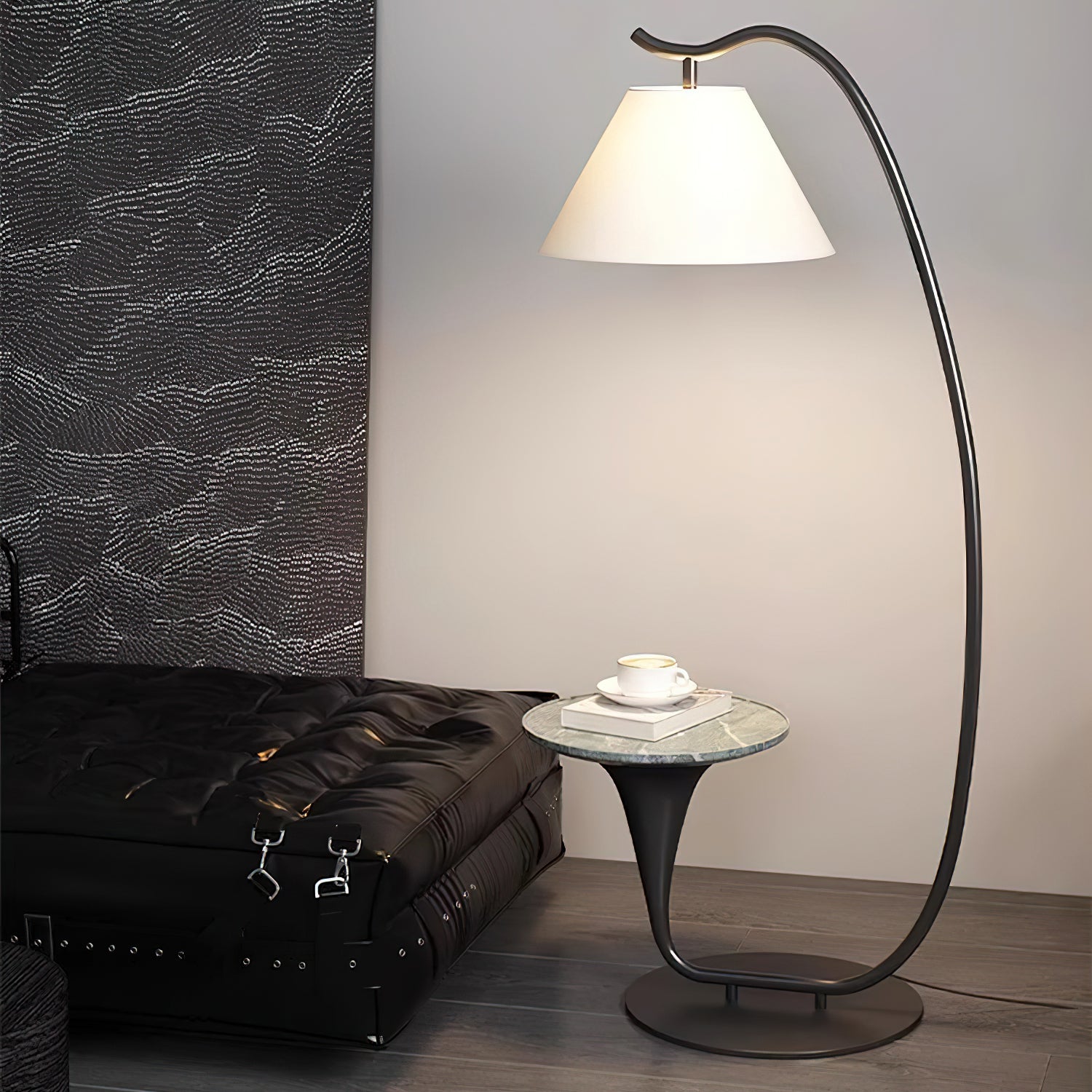 Curvature Floor Lamp - Cueteks