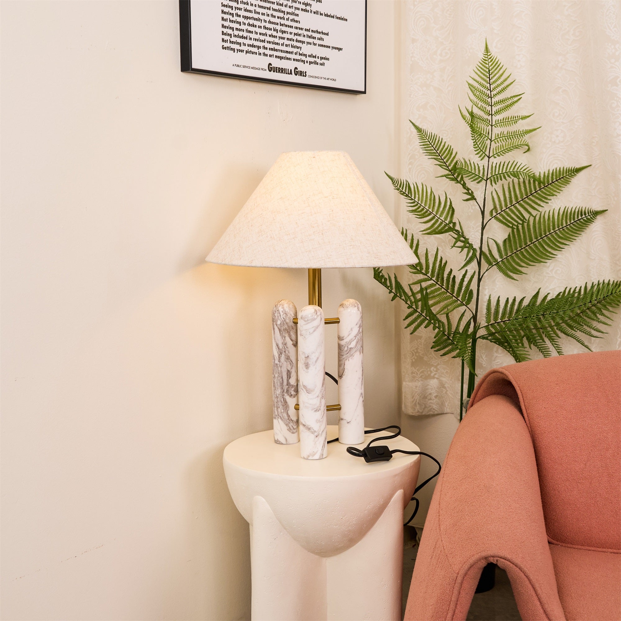 Lloyd Table Lamp - Cueteks