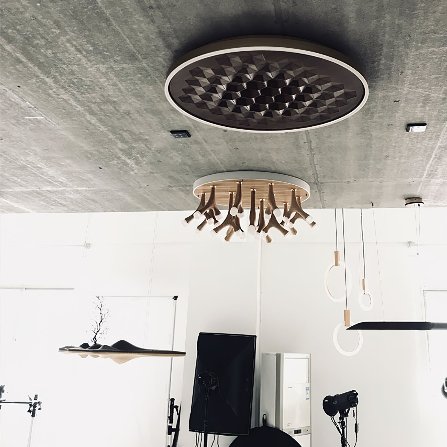 Heartwood Ceiling Lamp - Cueteks