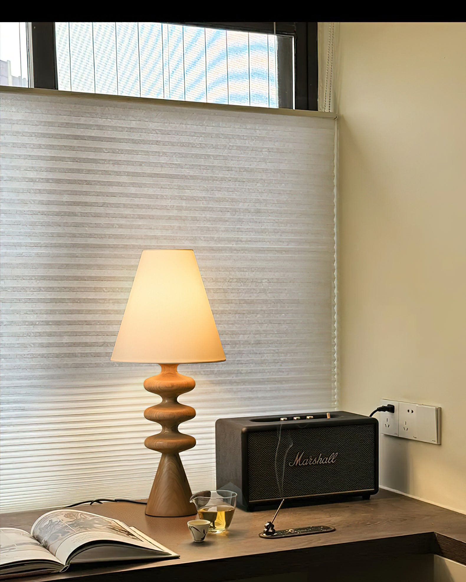 Ripple Wood Table Lamp - Cueteks