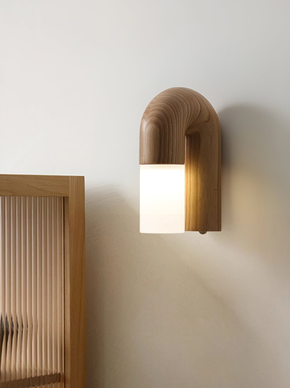 Arcus Wood Wall Lamp - Cueteks
