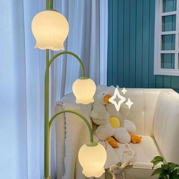 Lily Stehlampe, Metall, 150CM Lang - Cueteks