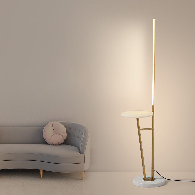 Edge Lineare Stehleuchte mit einem Kleinen Tisch, Metall, 3 Farben, 155CM Lang - Cueteks