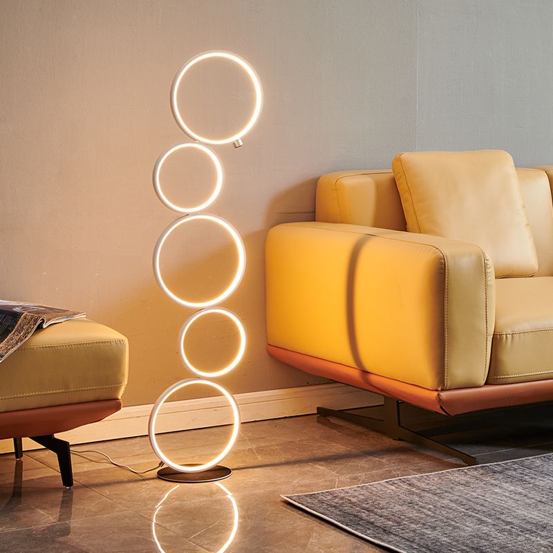 Arisha Ring Stehlampe, 3/5-flammig, 2 Farben, 114/130CM Lang - Cueteks