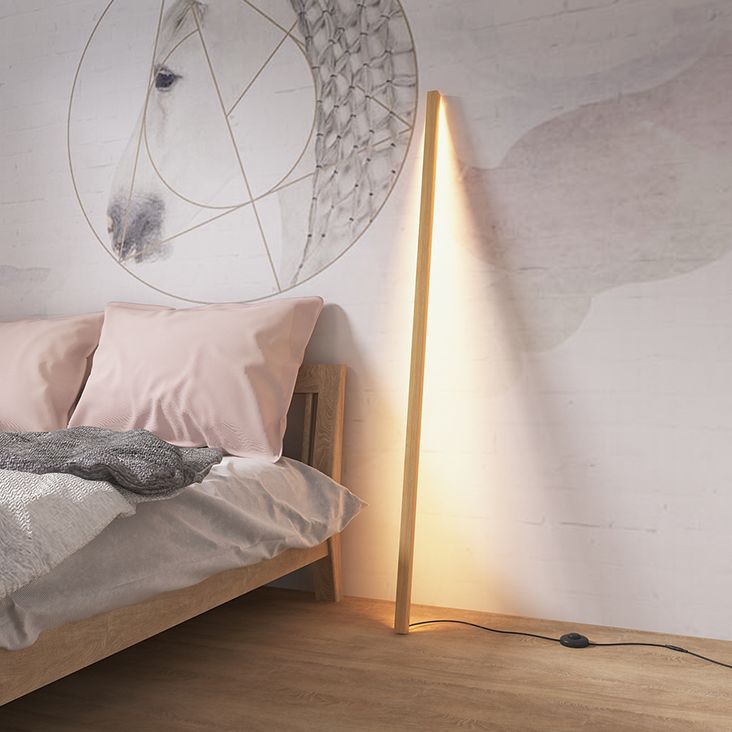 Ozawa Lineare Stehlampe, Holz, 2 Farben - Cueteks