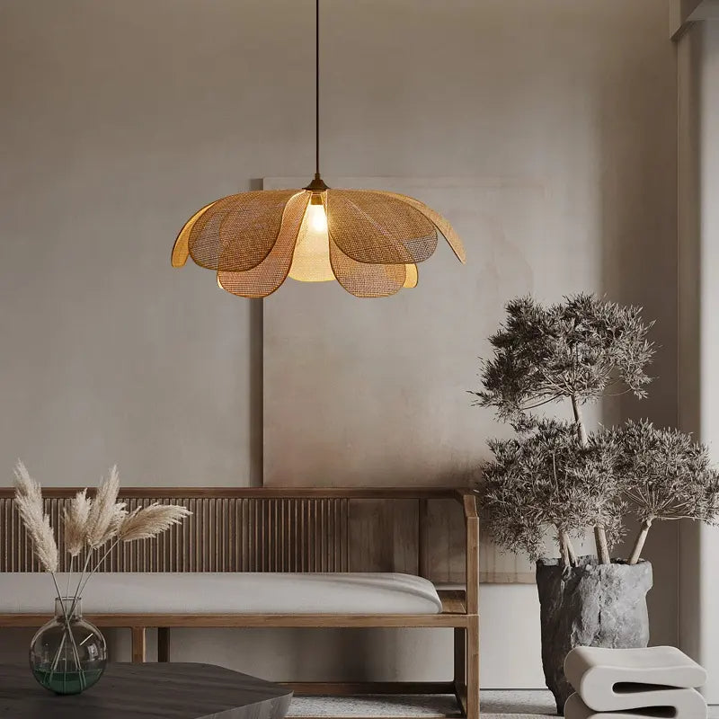 Rattan Petal Rustic Lamp Shade Pendant Light - Cueteks