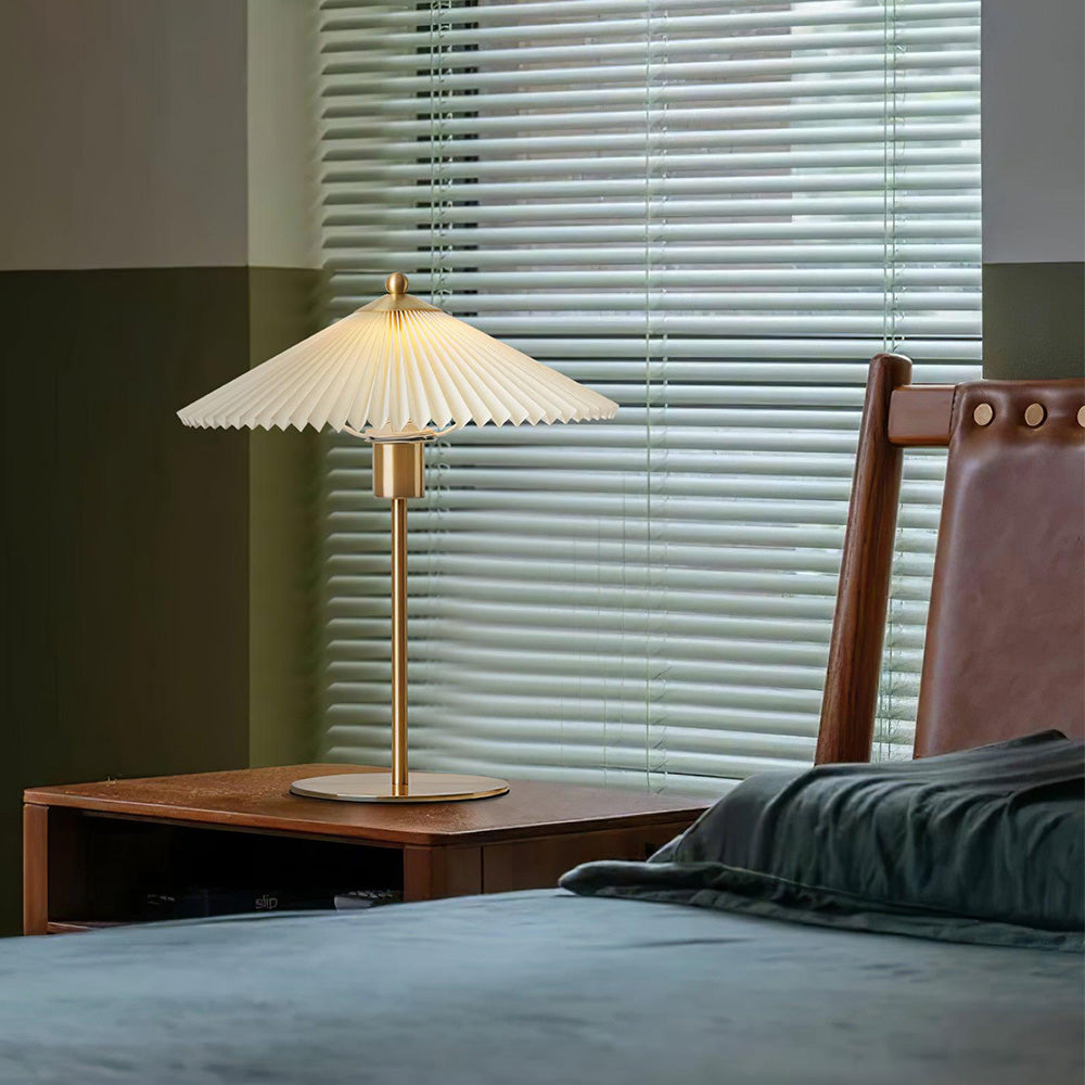Mid Century Modern Pleated Table Lamp - Cueteks