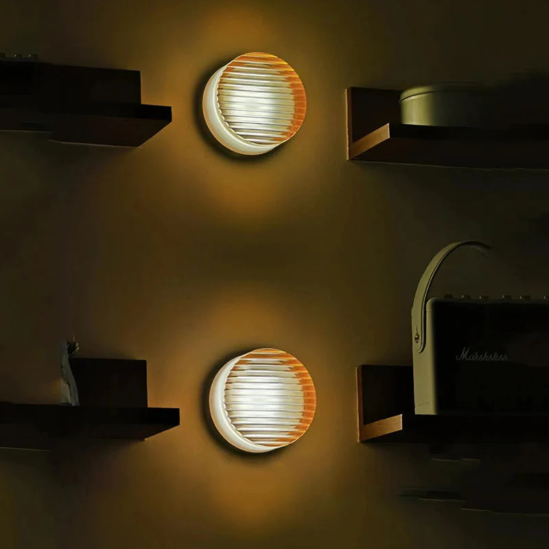Modern Crisp Sconce Wall Light - Cueteks