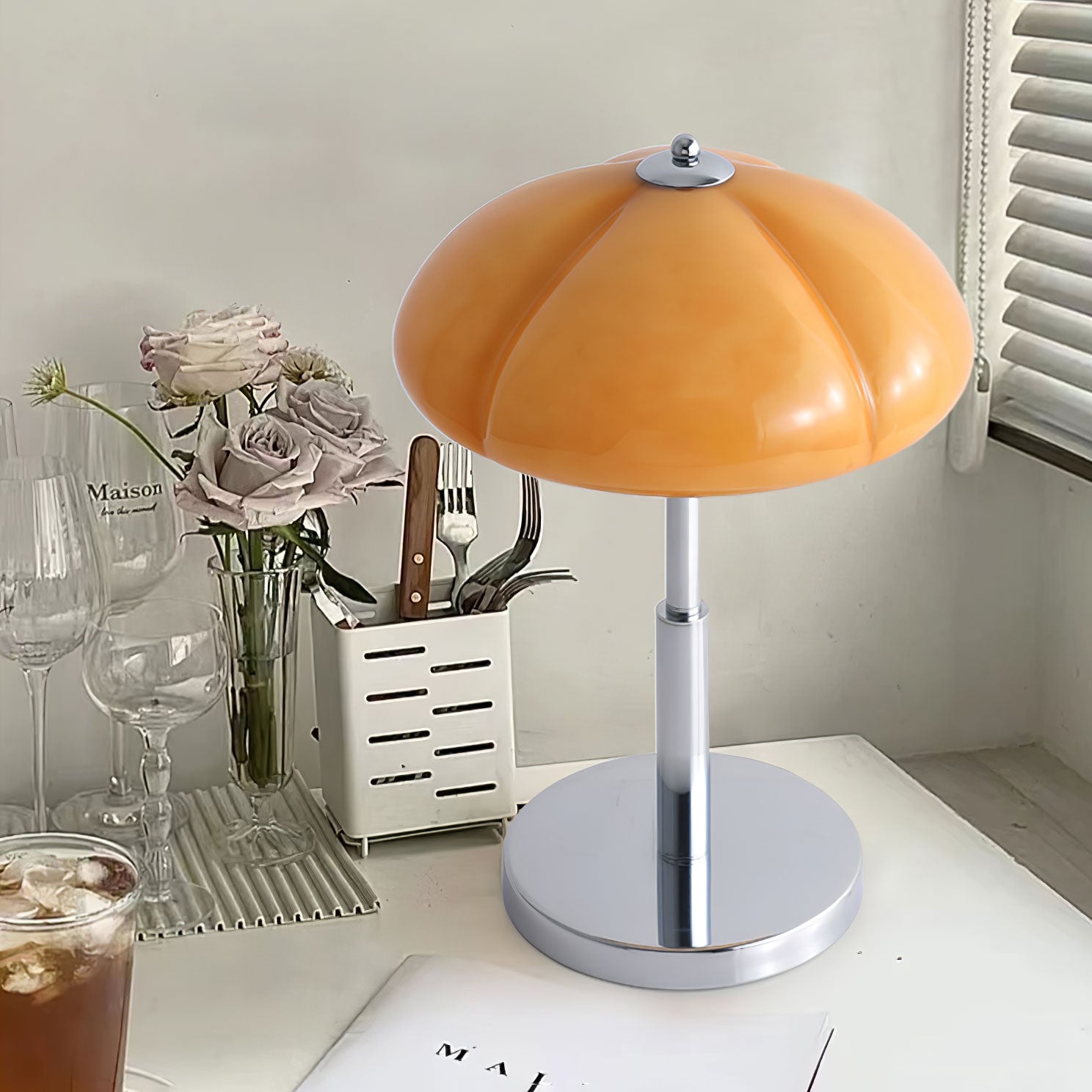 Several Vintage Bauhaus Table Lamp - Cueteks