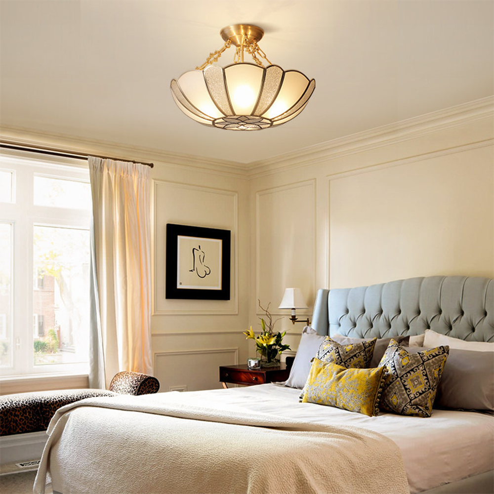 Scalloped Brass Chain Ceiling Light Fixture - Cueteks
