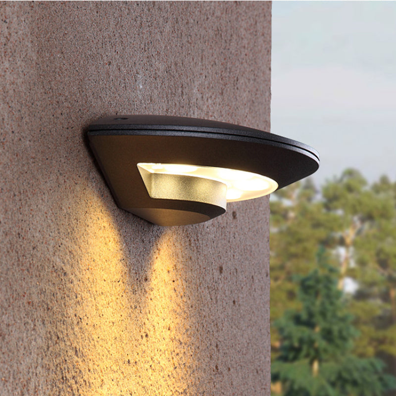 Wasserdichte Fliegende Untertasse Wandleuchte für den Außenbereich mit warmer LED - Cueteks