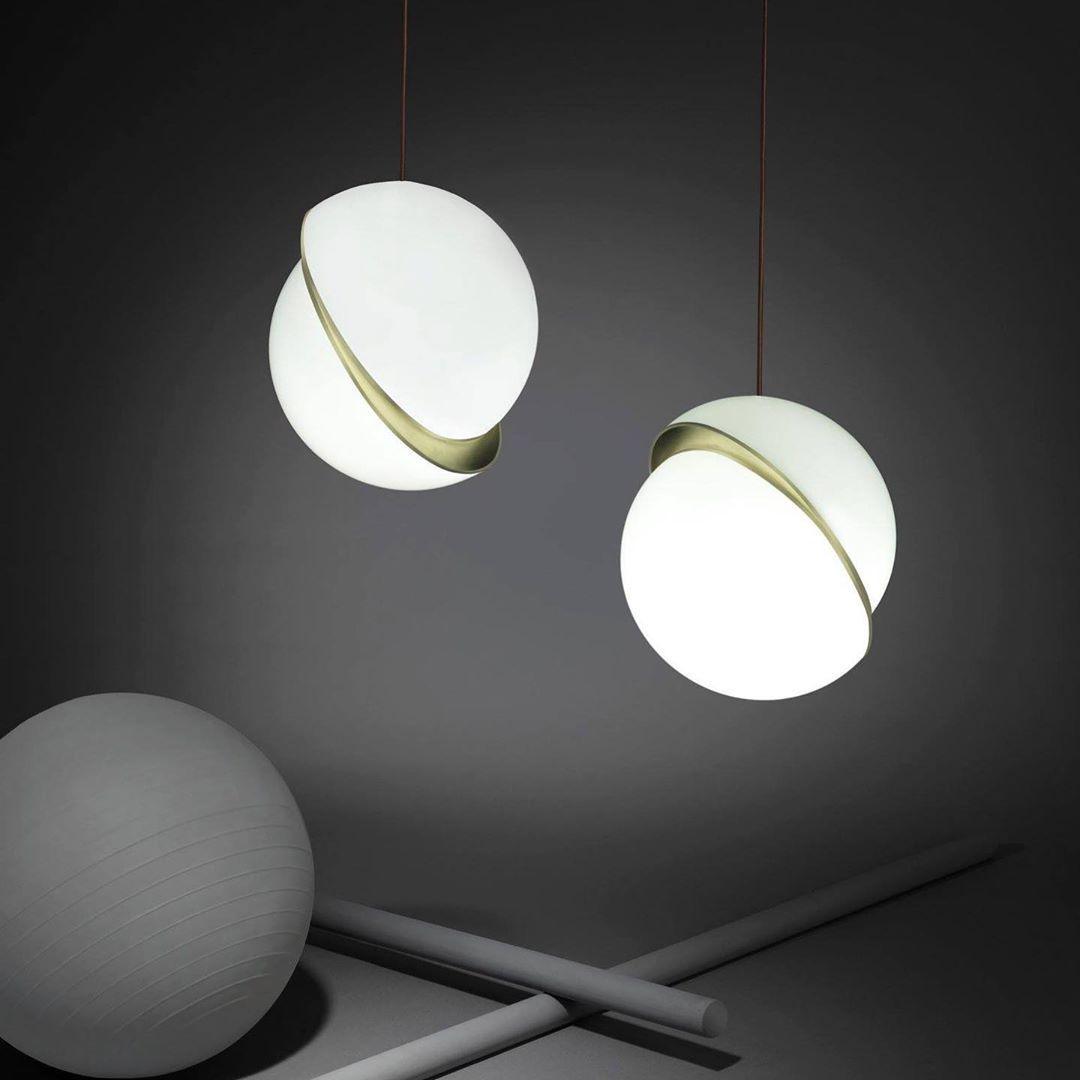 Crescent Pendant Lamp - Cueteks