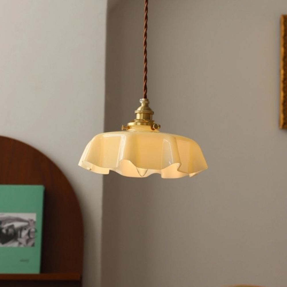 Modern Romantic Small Glass Ribbon Edge Pendant Light For Living Room - Cueteks