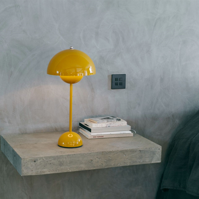 Morandi Mushroom Table Lamp, Rechargeable, Multi Colors, Metal - Cueteks