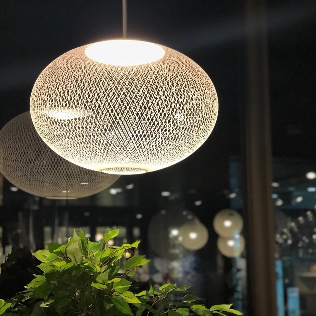 Metallic Meshwork Pendant Lamp - Cueteks
