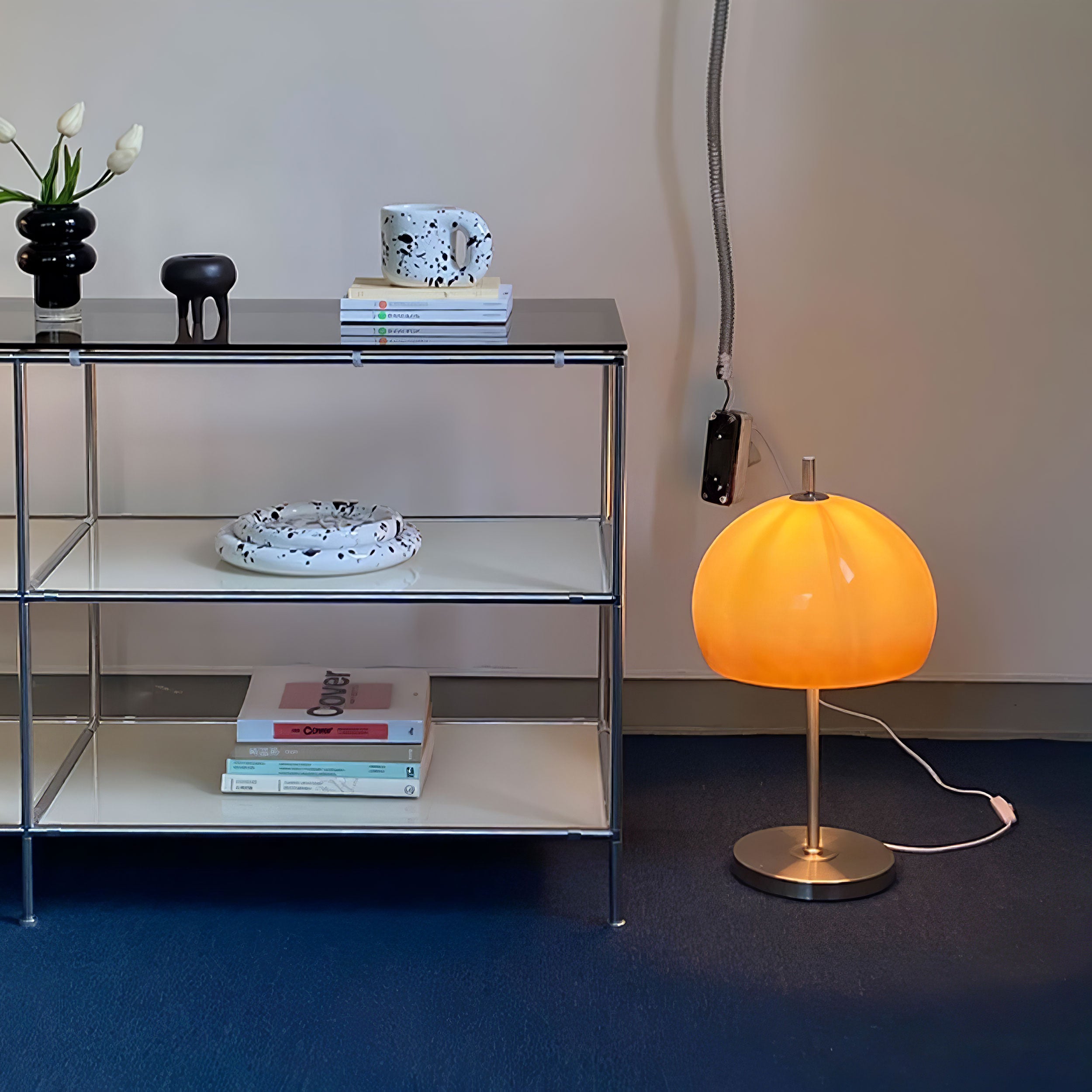 Several Vintage Bauhaus Table Lamp - Cueteks