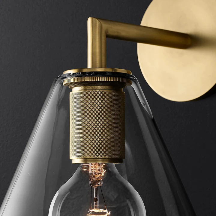 Armed Retro Brass Wall Sconce - Cueteks