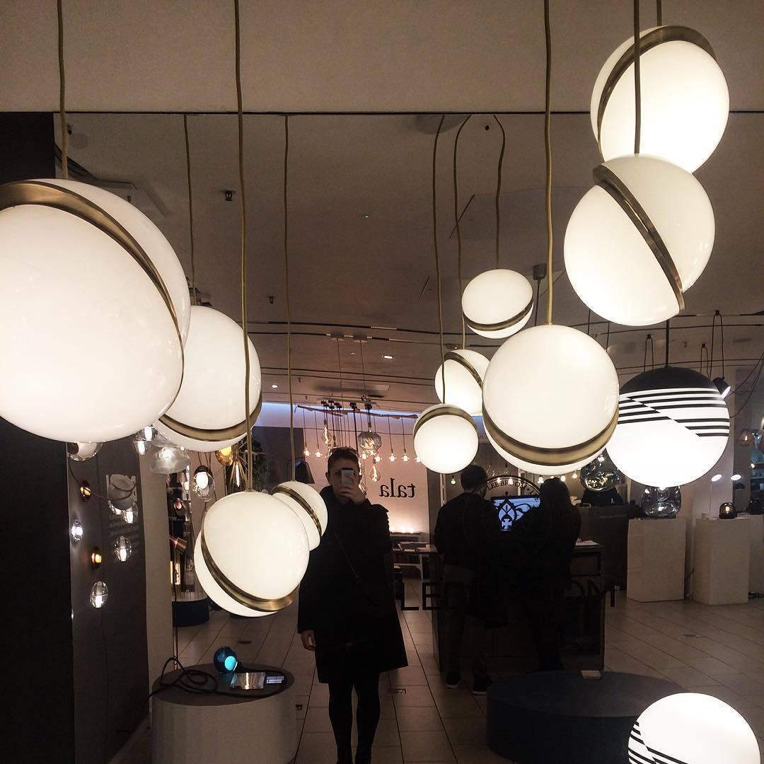 Crescent Pendant Lamp - Cueteks
