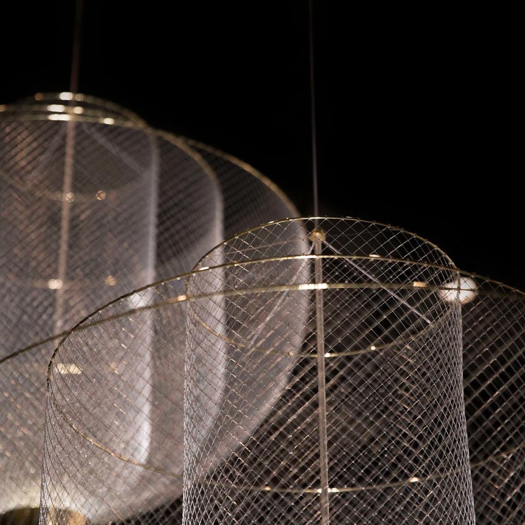 Opulent Metal Grid Pendant Light - Cueteks