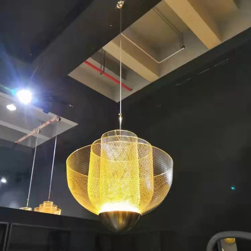 Opulent Metal Grid Pendant Light - Cueteks